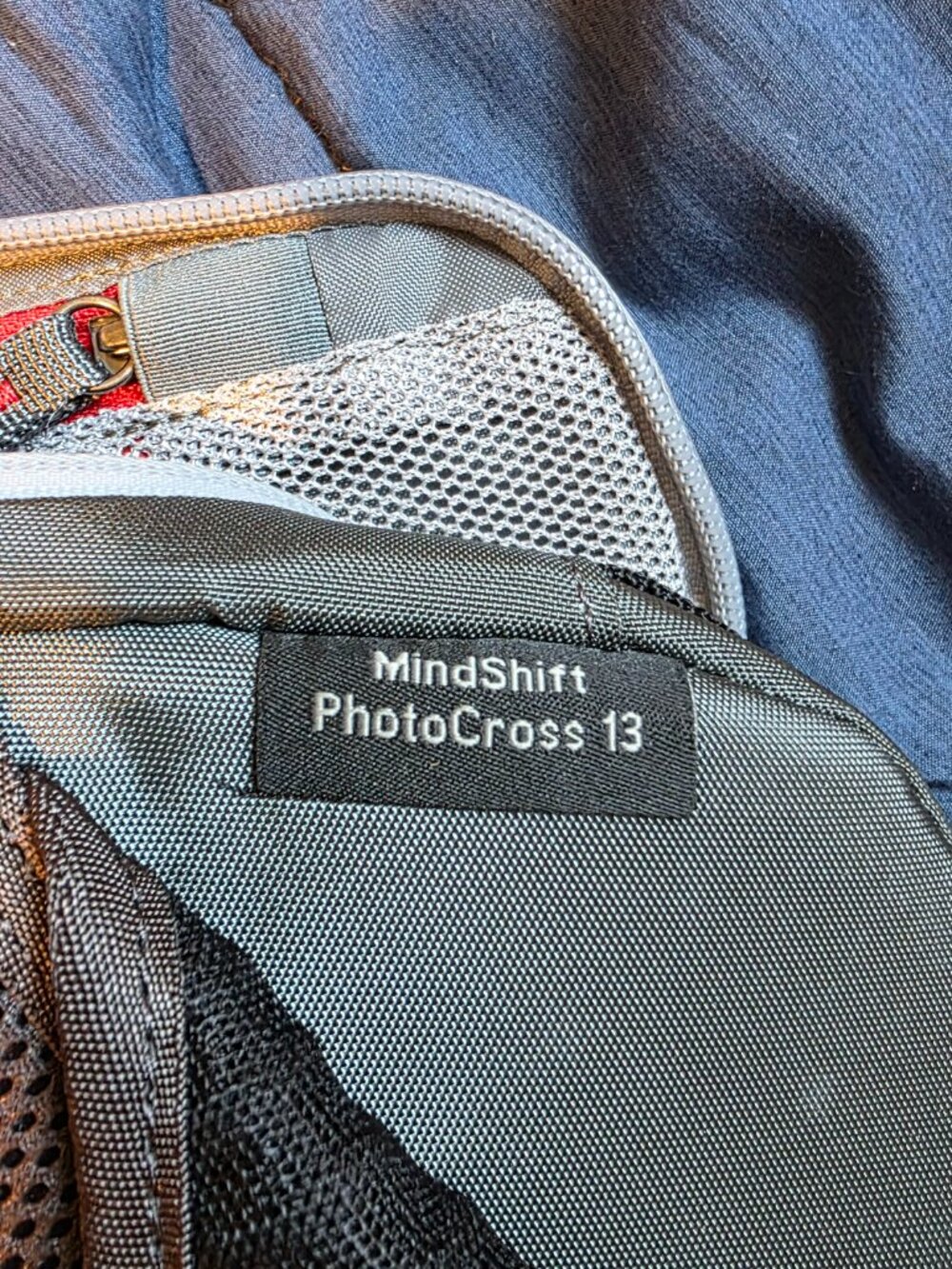 Think Tank Mindshift PhotoCross 13 - Picture 4 of 5